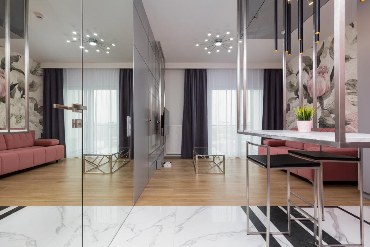 Premium Apartments Business Center By Renters Prestige Warszawa Exteriör bild
